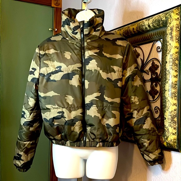 Wild Fable Camouflage Quilted Zip up Jacket Sz S - Picture 1 of 13